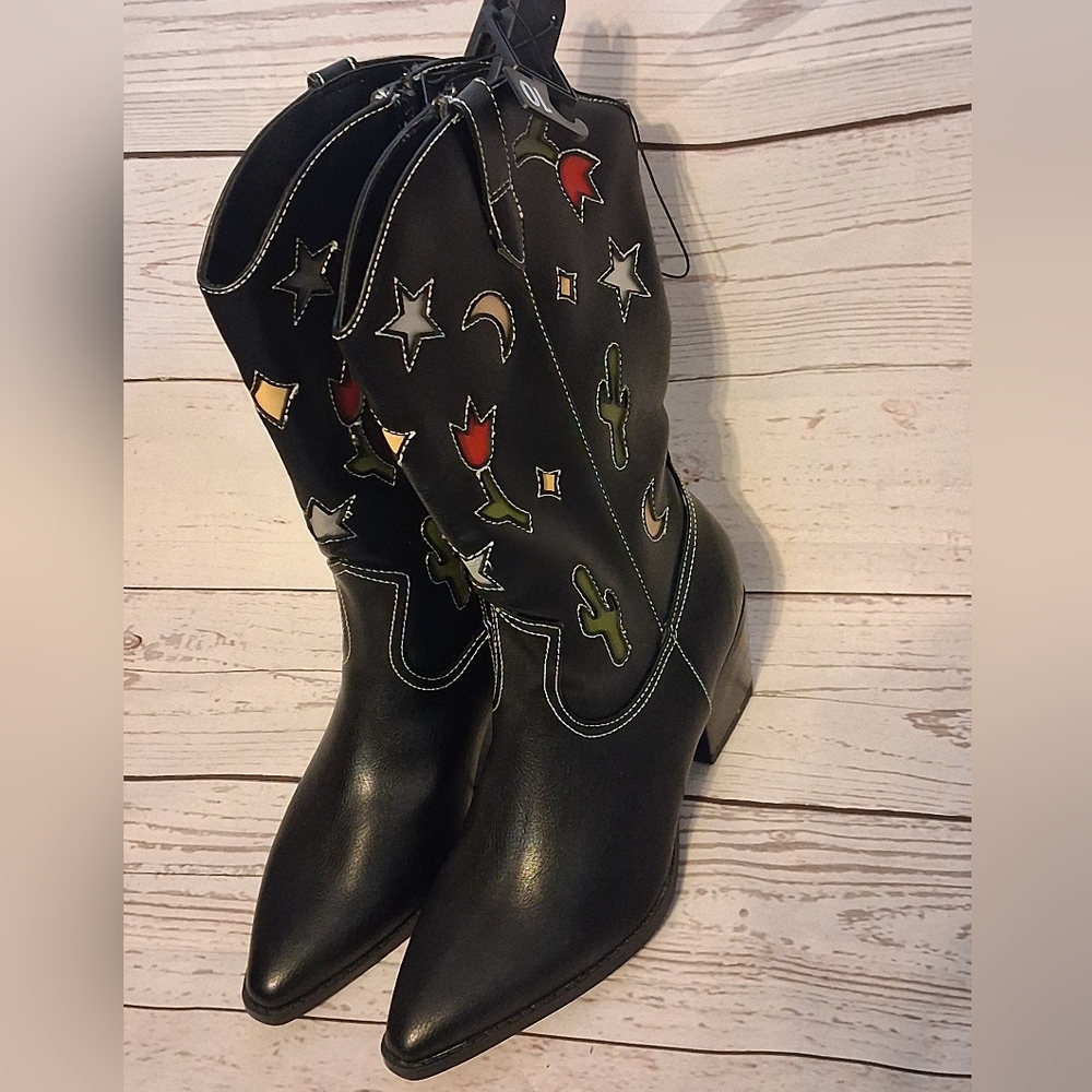 No Boundaries Women's Black Embroidered Novelty Western Boots Size 10